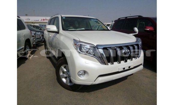 Buy Import Toyota Prado White Car in Import - Dubai in Dhufar Buy Import Toyota Prado White Car in Import - Dubai in Dhufar