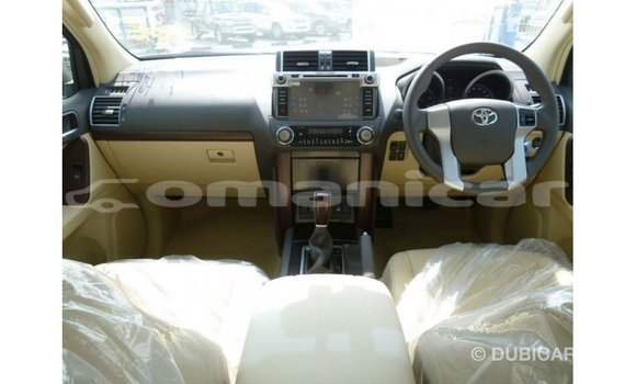 Buy Import Toyota Prado White Car in Import - Dubai in Dhufar Buy Import Toyota Prado White Car in Import - Dubai in Dhufar