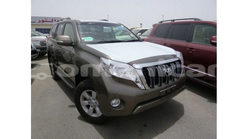 Big with watermark toyota prado dhufar import dubai 3179