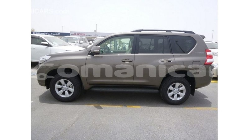 Big with watermark toyota prado dhufar import dubai 3179