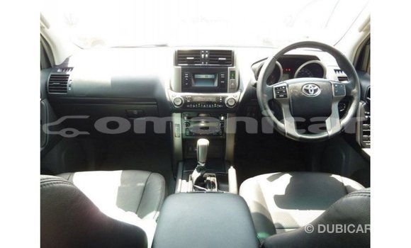 Buy Import Toyota Prado White Car in Import - Dubai in Dhufar Buy Import Toyota Prado White Car in Import - Dubai in Dhufar