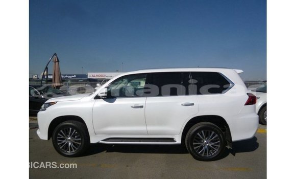 Buy Import Lexus LX White Car in Import - Dubai in Dhufar Buy Import Lexus LX White Car in Import - Dubai in Dhufar