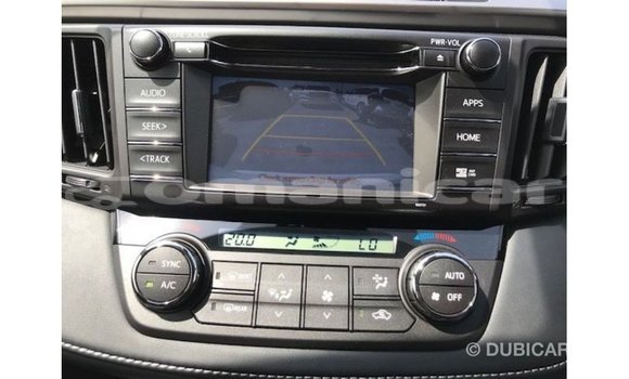 Buy Import Toyota 4Runner White Car in Import - Dubai in Dhufar Buy Import Toyota 4Runner White Car in Import - Dubai in Dhufar