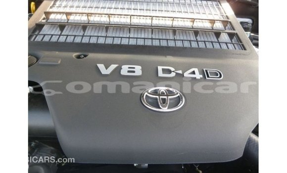 Buy Import Toyota Land Cruiser Black Car in Import - Dubai in Dhufar Buy Import Toyota Land Cruiser Black Car in Import - Dubai in Dhufar