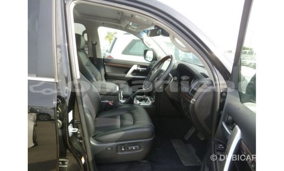 Buy Import Toyota Land Cruiser Black Car in Import - Dubai in Dhufar Buy Import Toyota Land Cruiser Black Car in Import - Dubai in Dhufar