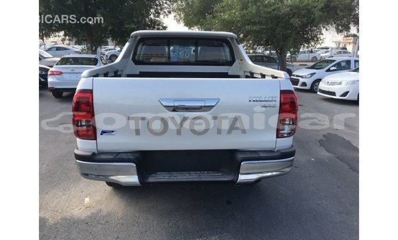 Buy Import Toyota Hilux White Car in Import - Dubai in Dhufar Buy Import Toyota Hilux White Car in Import - Dubai in Dhufar