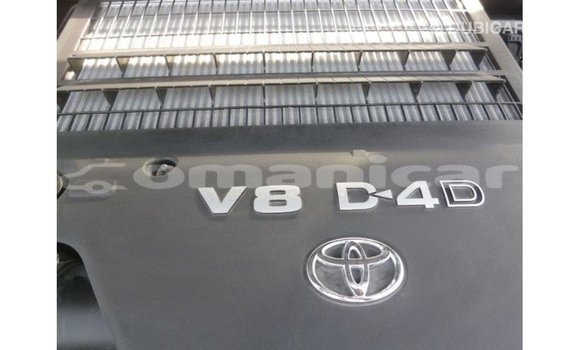 Buy Import Toyota Land Cruiser Black Car in Import - Dubai in Dhufar Buy Import Toyota Land Cruiser Black Car in Import - Dubai in Dhufar