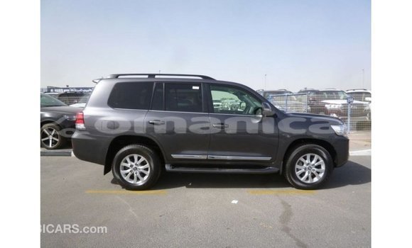 Buy Import Toyota Land Cruiser Other Car in Import - Dubai in Dhufar Buy Import Toyota Land Cruiser Other Car in Import - Dubai in Dhufar
