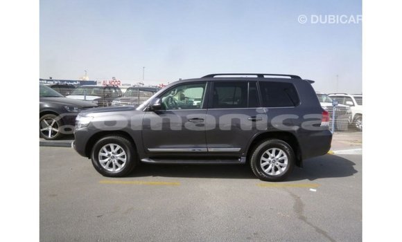 Buy Import Toyota Land Cruiser Other Car in Import - Dubai in Dhufar Buy Import Toyota Land Cruiser Other Car in Import - Dubai in Dhufar