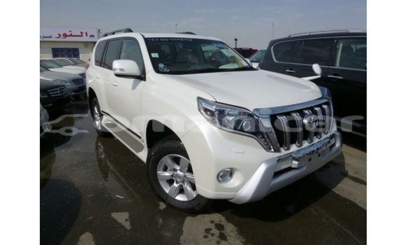 Buy Import Toyota Prado White Car in Import - Dubai in Dhufar Buy Import Toyota Prado White Car in Import - Dubai in Dhufar