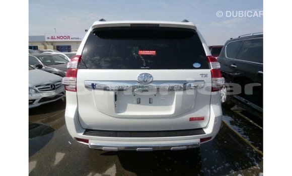 Buy Import Toyota Prado White Car in Import - Dubai in Dhufar Buy Import Toyota Prado White Car in Import - Dubai in Dhufar