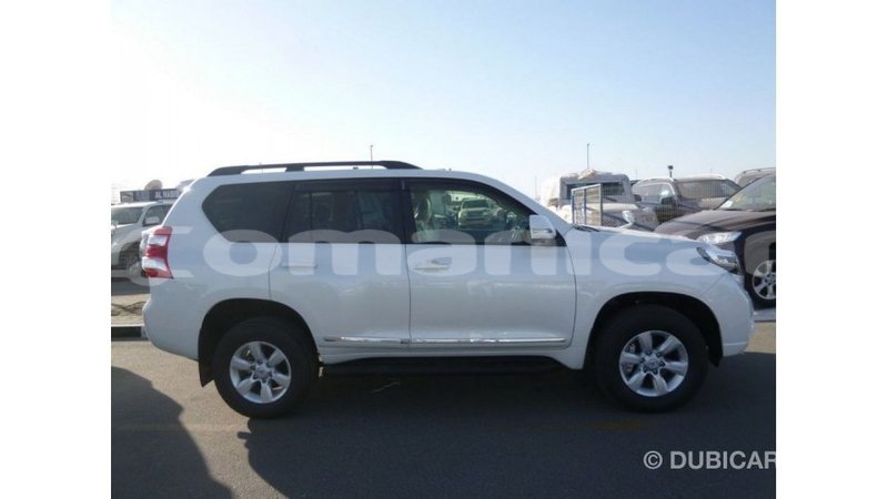 Big with watermark toyota prado dhufar import dubai 3204