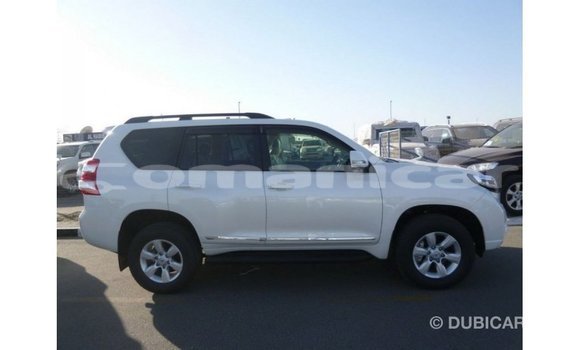 Buy Import Toyota Prado White Car in Import - Dubai in Dhufar Buy Import Toyota Prado White Car in Import - Dubai in Dhufar