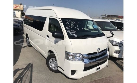 Buy Import Toyota Hiace White Car in Import - Dubai in Dhufar Buy Import Toyota Hiace White Car in Import - Dubai in Dhufar