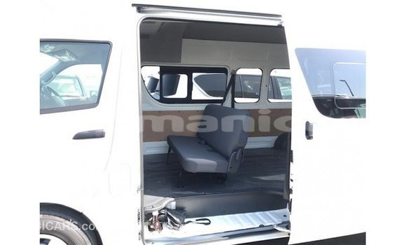 Buy Import Toyota Hiace White Car in Import - Dubai in Dhufar Buy Import Toyota Hiace White Car in Import - Dubai in Dhufar