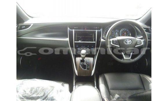 Buy Import Toyota Harrier Other Car in Import - Dubai in Dhufar Buy Import Toyota Harrier Other Car in Import - Dubai in Dhufar