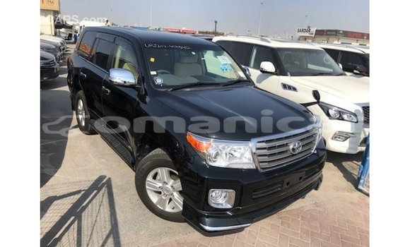 Buy Import Toyota Land Cruiser Black Car in Import - Dubai in Dhufar Buy Import Toyota Land Cruiser Black Car in Import - Dubai in Dhufar
