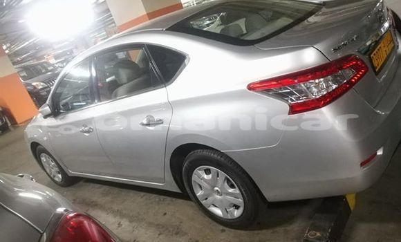 Buy Used Nissan Sentra Silver Car in Muscat in Masqat Buy Used Nissan Sentra Silver Car in Muscat in Masqat
