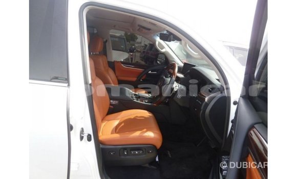 Buy Import Lexus LX White Car in Import - Dubai in Dhufar Buy Import Lexus LX White Car in Import - Dubai in Dhufar