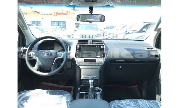 Buy Import Toyota Prado Black Car in Import - Dubai in Dhufar Buy Import Toyota Prado Black Car in Import - Dubai in Dhufar