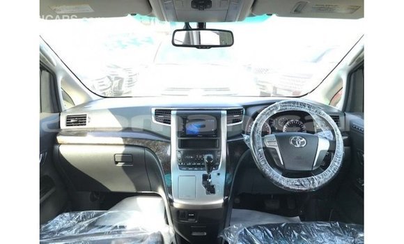 Buy Import Toyota Vellfire White Car in Import - Dubai in Dhufar Buy Import Toyota Vellfire White Car in Import - Dubai in Dhufar
