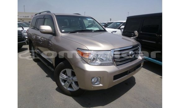 Buy Import Toyota Land Cruiser Other Car in Import - Dubai in Dhufar Buy Import Toyota Land Cruiser Other Car in Import - Dubai in Dhufar