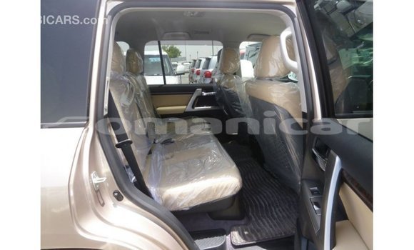 Buy Import Toyota Land Cruiser Other Car in Import - Dubai in Dhufar Buy Import Toyota Land Cruiser Other Car in Import - Dubai in Dhufar