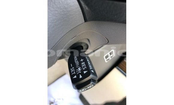 Buy Import Toyota Land Cruiser White Car in Import - Dubai in Dhufar Buy Import Toyota Land Cruiser White Car in Import - Dubai in Dhufar