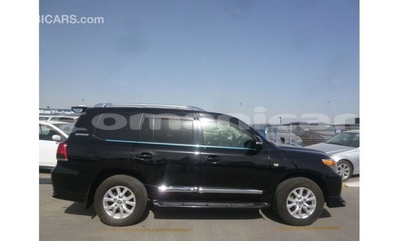 Buy Import Toyota Land Cruiser Black Car in Import - Dubai in Dhufar Buy Import Toyota Land Cruiser Black Car in Import - Dubai in Dhufar