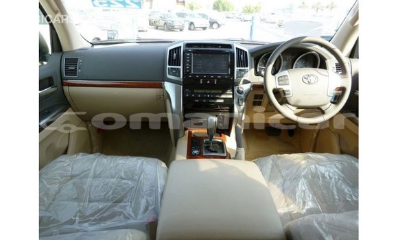 Buy Import Toyota Land Cruiser Black Car in Import - Dubai in Dhufar Buy Import Toyota Land Cruiser Black Car in Import - Dubai in Dhufar