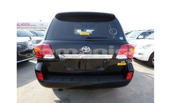Buy Import Toyota Land Cruiser Black Car in Import - Dubai in Dhufar Buy Import Toyota Land Cruiser Black Car in Import - Dubai in Dhufar