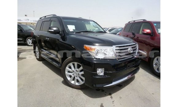Buy Import Toyota Land Cruiser Black Car in Import - Dubai in Dhufar Buy Import Toyota Land Cruiser Black Car in Import - Dubai in Dhufar