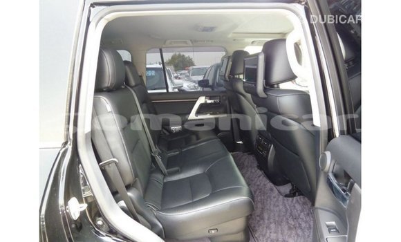 Buy Import Toyota Land Cruiser Black Car in Import - Dubai in Dhufar Buy Import Toyota Land Cruiser Black Car in Import - Dubai in Dhufar