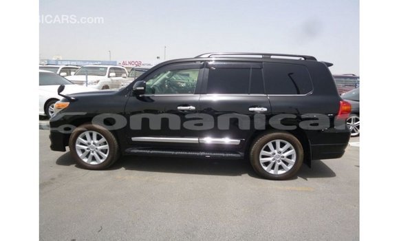 Buy Import Toyota Land Cruiser Black Car in Import - Dubai in Dhufar Buy Import Toyota Land Cruiser Black Car in Import - Dubai in Dhufar