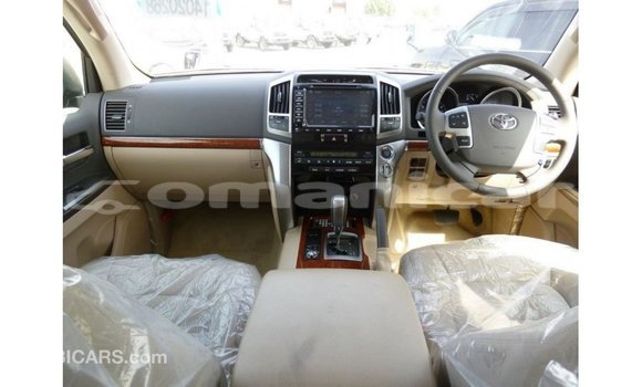 Buy Import Toyota Land Cruiser Black Car in Import - Dubai in Dhufar Buy Import Toyota Land Cruiser Black Car in Import - Dubai in Dhufar