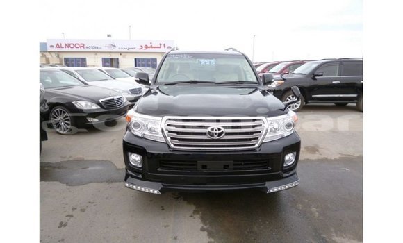 Buy Import Toyota Land Cruiser Black Car in Import - Dubai in Dhufar Buy Import Toyota Land Cruiser Black Car in Import - Dubai in Dhufar