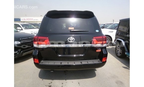 Buy Import Toyota Land Cruiser Black Car in Import - Dubai in Dhufar Buy Import Toyota Land Cruiser Black Car in Import - Dubai in Dhufar