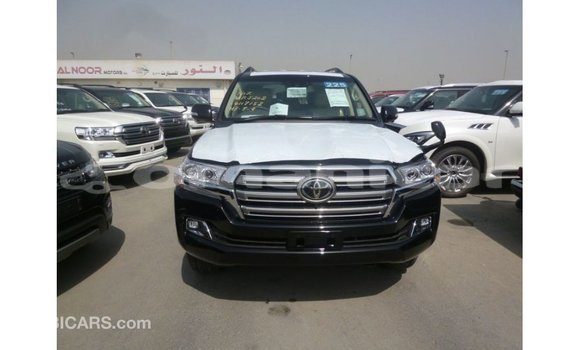 Buy Import Toyota Land Cruiser Black Car in Import - Dubai in Dhufar Buy Import Toyota Land Cruiser Black Car in Import - Dubai in Dhufar