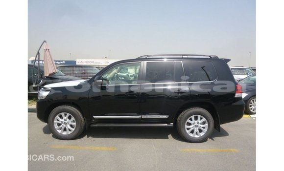 Buy Import Toyota Land Cruiser Black Car in Import - Dubai in Dhufar Buy Import Toyota Land Cruiser Black Car in Import - Dubai in Dhufar