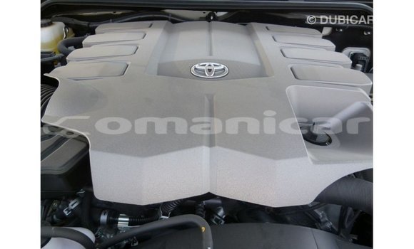 Buy Import Toyota Land Cruiser White Car in Import - Dubai in Dhufar Buy Import Toyota Land Cruiser White Car in Import - Dubai in Dhufar