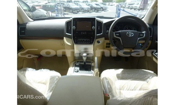 Buy Import Toyota Land Cruiser Other Car in Import - Dubai in Dhufar Buy Import Toyota Land Cruiser Other Car in Import - Dubai in Dhufar