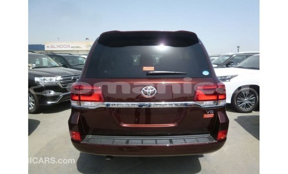Buy Import Toyota Land Cruiser Other Car in Import - Dubai in Dhufar Buy Import Toyota Land Cruiser Other Car in Import - Dubai in Dhufar