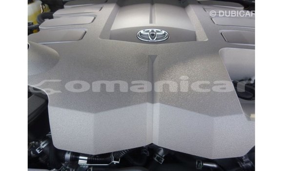 Buy Import Toyota Land Cruiser Other Car in Import - Dubai in Dhufar Buy Import Toyota Land Cruiser Other Car in Import - Dubai in Dhufar