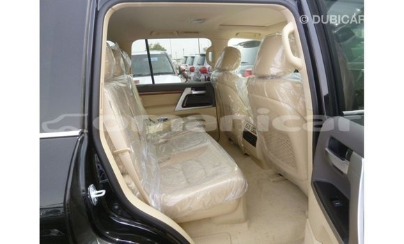 Buy Import Toyota Land Cruiser Black Car in Import - Dubai in Dhufar Buy Import Toyota Land Cruiser Black Car in Import - Dubai in Dhufar