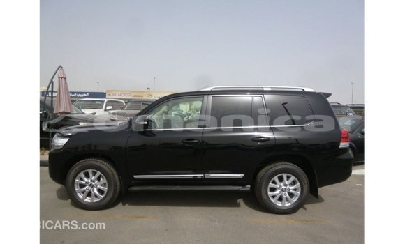 Buy Import Toyota Land Cruiser Black Car in Import - Dubai in Dhufar Buy Import Toyota Land Cruiser Black Car in Import - Dubai in Dhufar