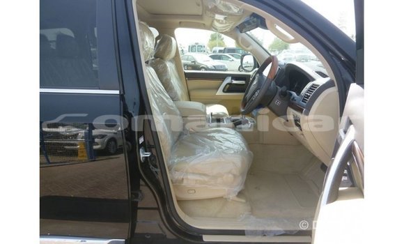 Buy Import Toyota Land Cruiser Black Car in Import - Dubai in Dhufar Buy Import Toyota Land Cruiser Black Car in Import - Dubai in Dhufar