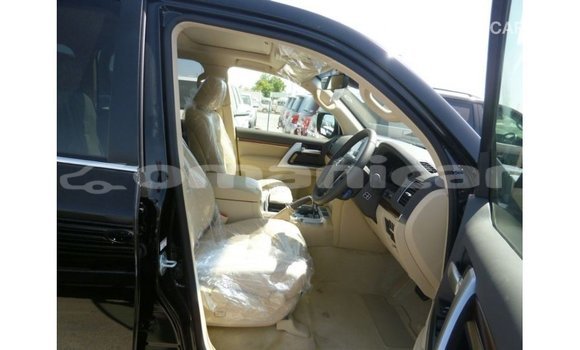 Buy Import Toyota Land Cruiser Black Car in Import - Dubai in Dhufar Buy Import Toyota Land Cruiser Black Car in Import - Dubai in Dhufar