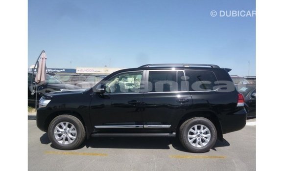 Buy Import Toyota Land Cruiser Black Car in Import - Dubai in Dhufar Buy Import Toyota Land Cruiser Black Car in Import - Dubai in Dhufar