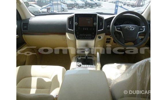 Buy Import Toyota Land Cruiser Other Car in Import - Dubai in Dhufar Buy Import Toyota Land Cruiser Other Car in Import - Dubai in Dhufar