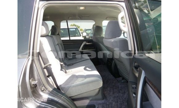 Buy Import Toyota Land Cruiser Other Car in Import - Dubai in Dhufar Buy Import Toyota Land Cruiser Other Car in Import - Dubai in Dhufar